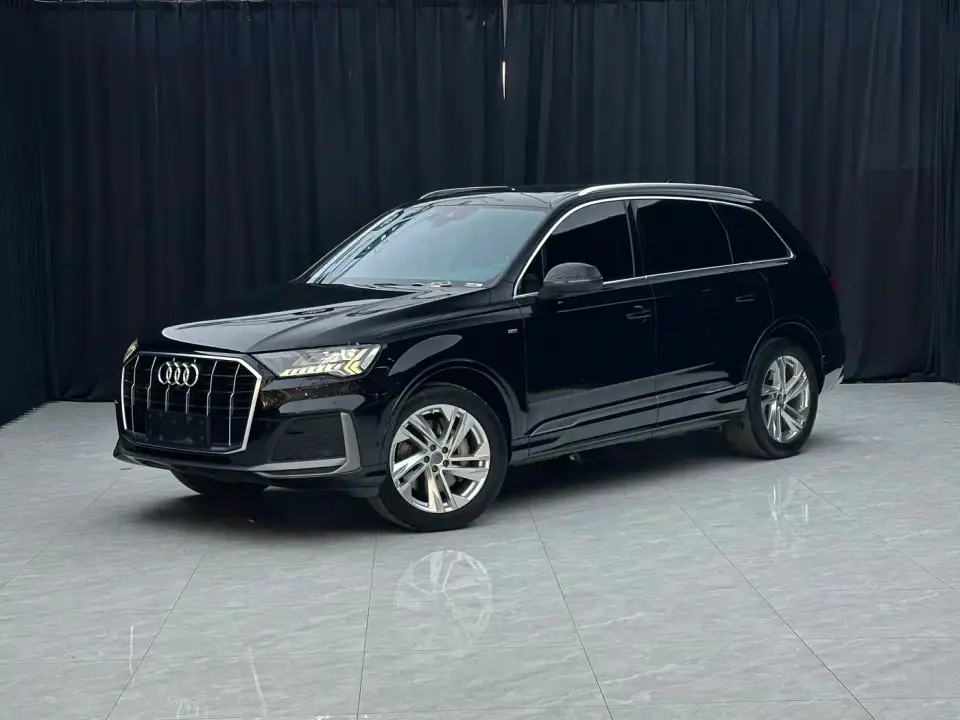 Audi Q7 45 TFSI quattro S line Sport 2021