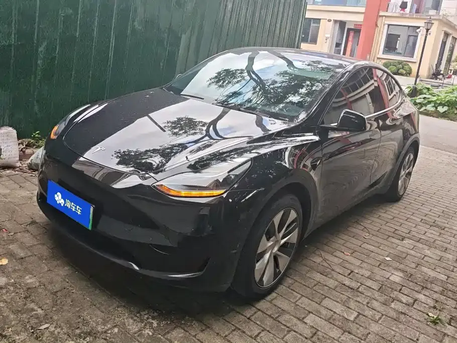 Tesla Model Y Facelift Rear-Wheel Drive Version 2022