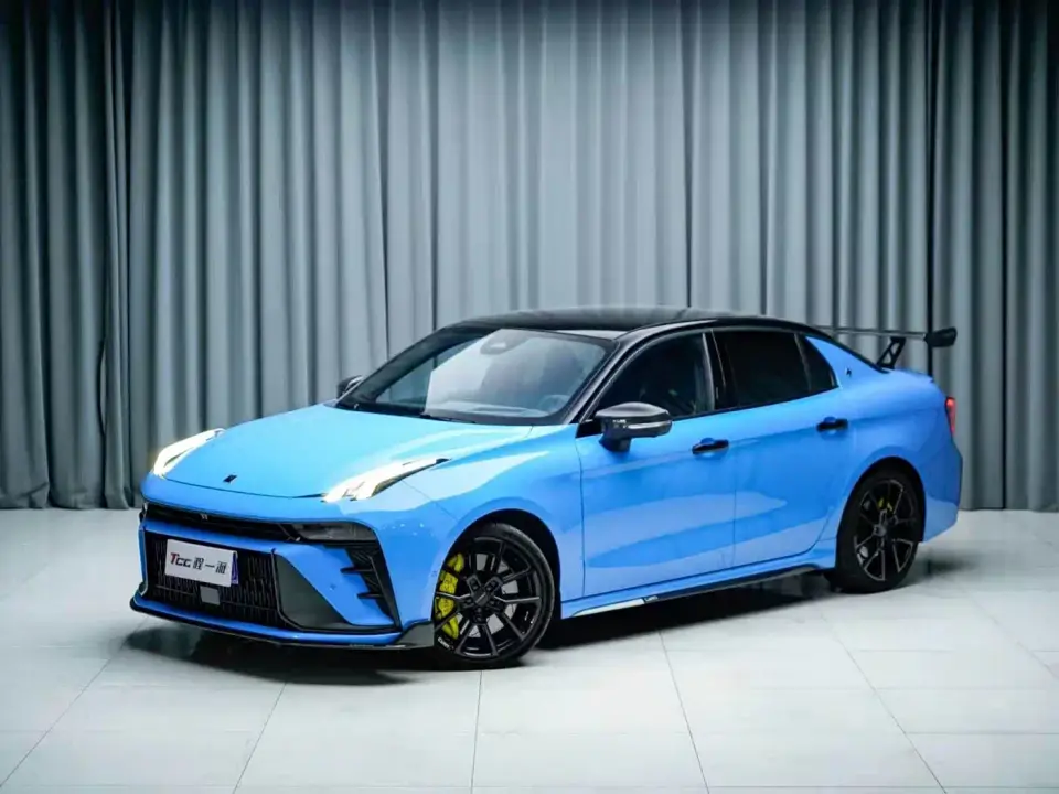 Lynk & Co 03 03+ 2.0TD Auto Cyan Custom Performance Package 2023