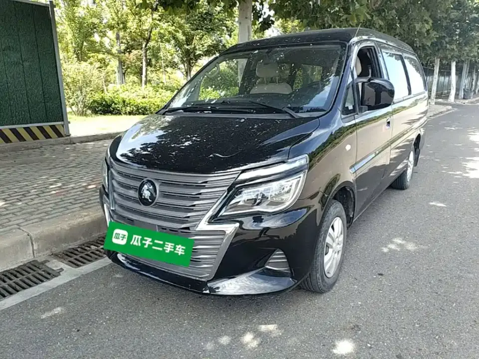 Dongfeng Fengxing Lingzhi M5L 1.6L Basic 7-seater 2023