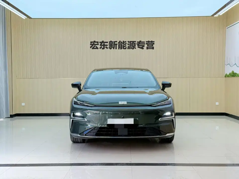 Geely Galaxy Galaxy Xingyao 8 Model 130km EM-i Flagship Edition 2025