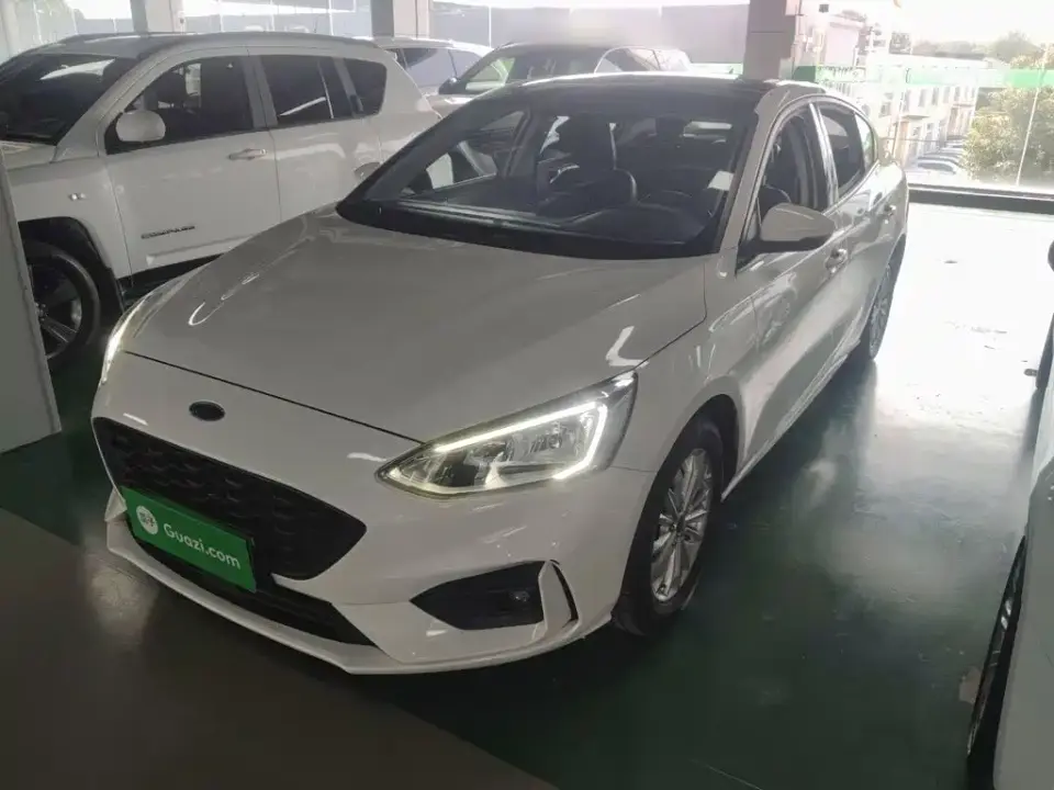 Ford Focus Sedan EcoBoost 180 Automatic Sharp Trend Type 2020