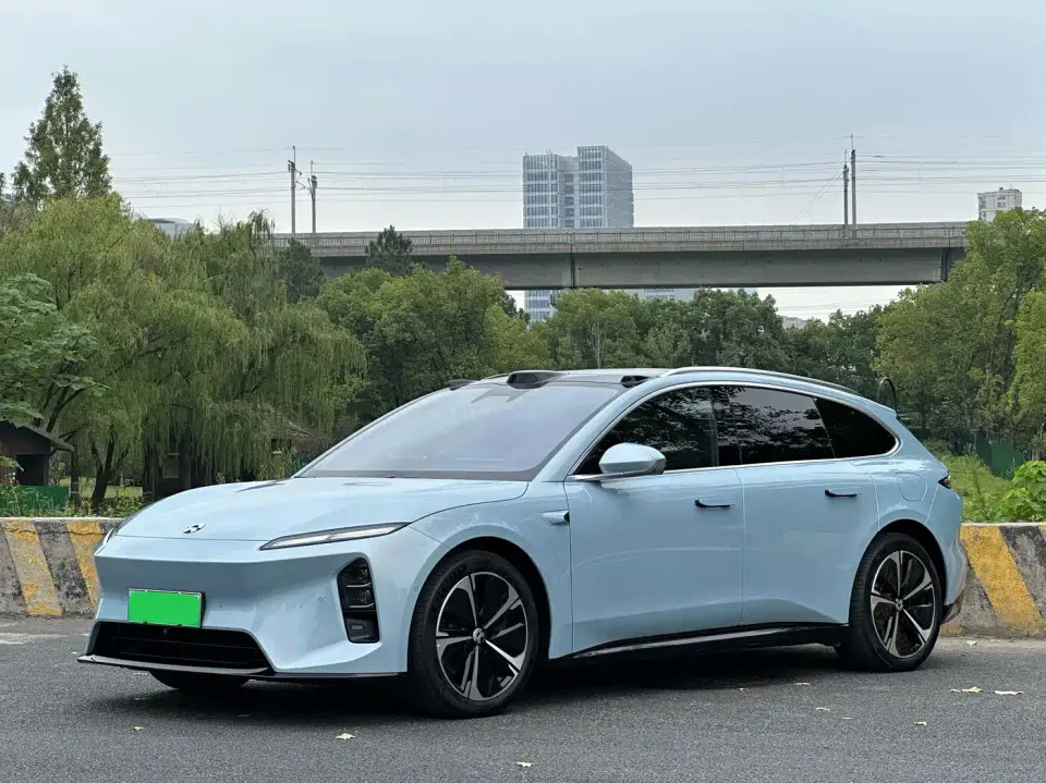 NIO ET5T 75kWh Touring 2025
