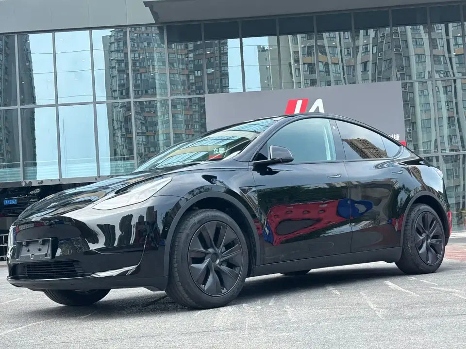 Tesla Model Y Rear-Wheel Drive Edition 2023