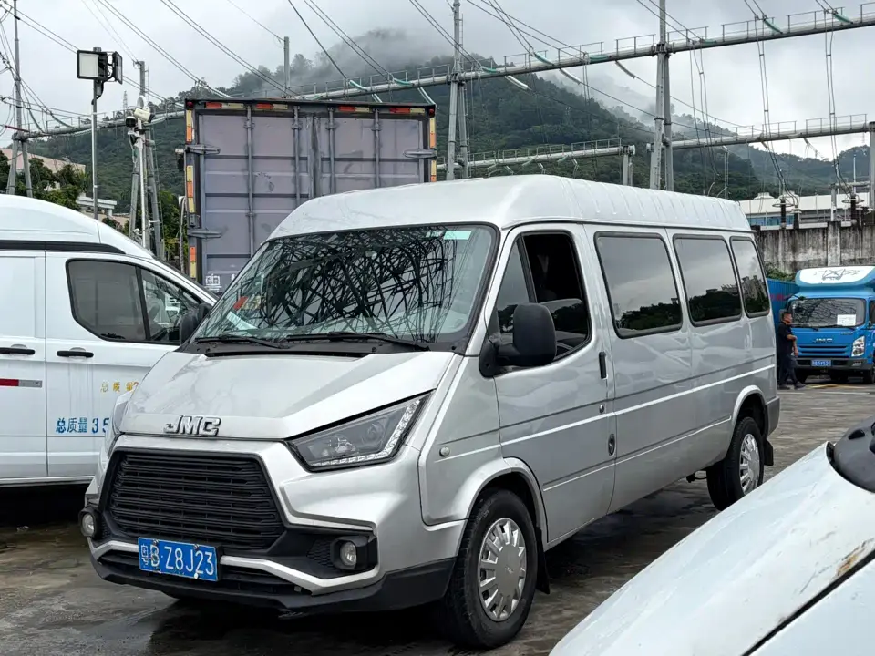 Jiangling Tesun Model 2.8T Space King Taurus Edition Long Wheelbase Medium-High Roof Single Rear Tire-Step 6-Seater Diesel China VI JX493 2021
