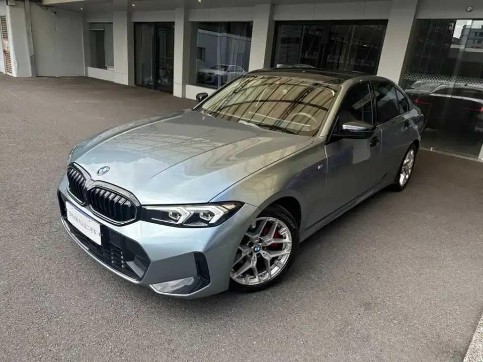BMW 3 Series 330Li M Sport Night Edition 2025
