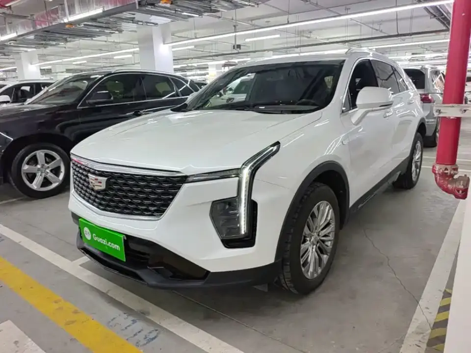 Cadillac XT4 28T 2WD Luxury 2024