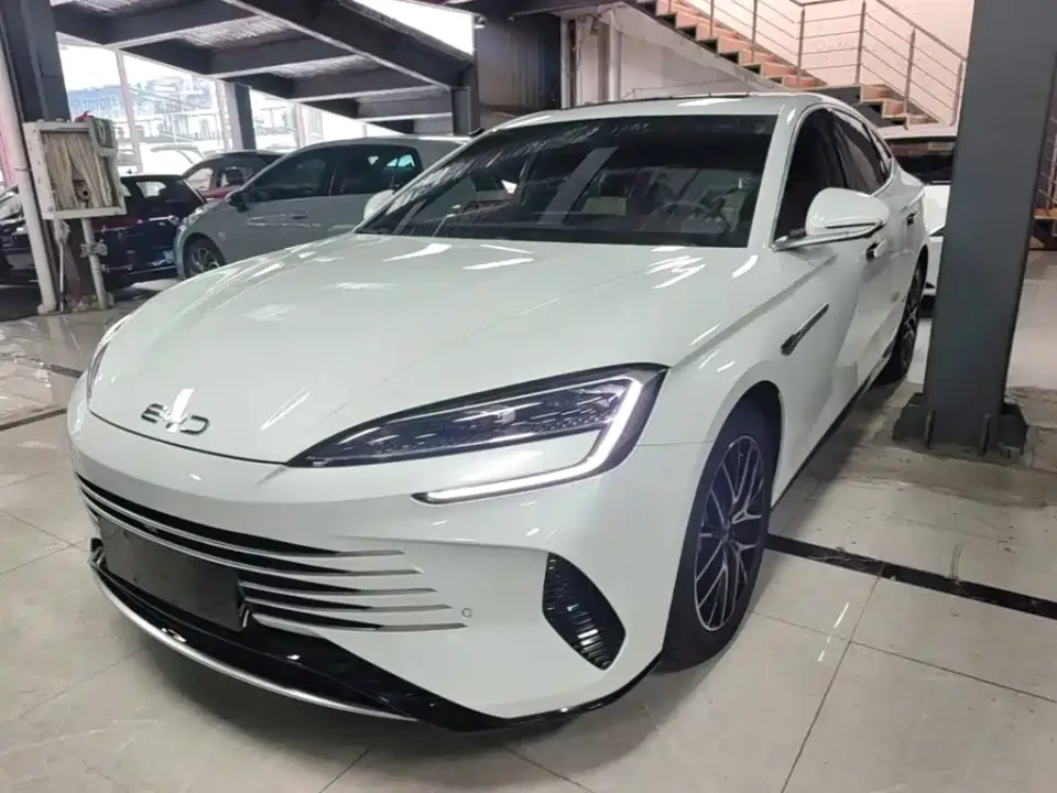 BYD Seal Glory Edition DM-i 1.5L 121km Prestige 2024