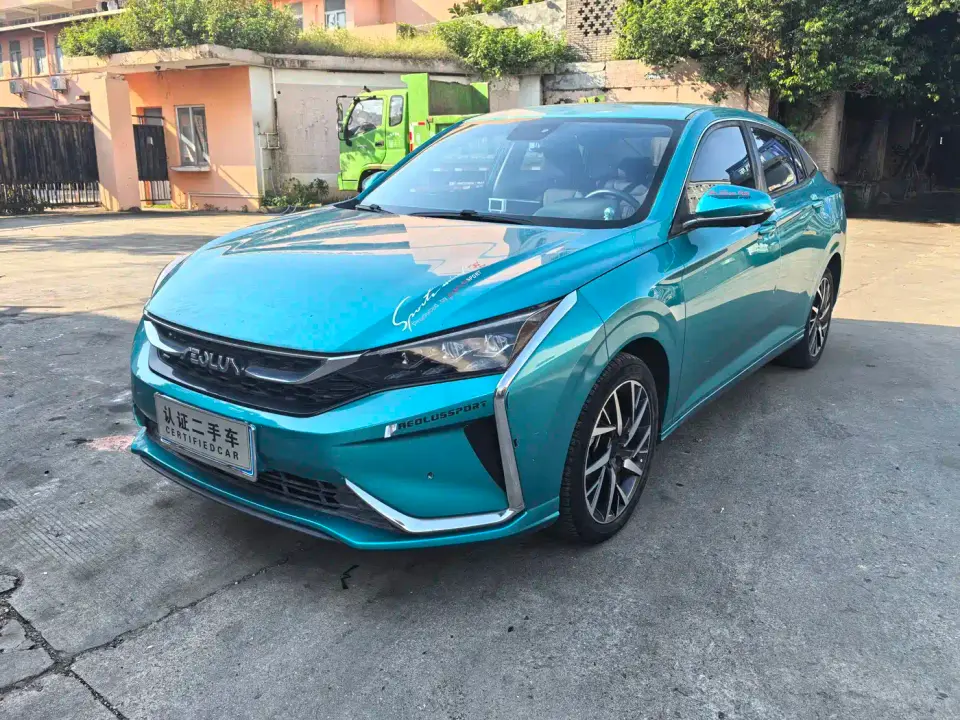 Dongfeng Aeolus Yixuan 230T Auto Dazzling Track Curve Hunter Knight Edition 2021