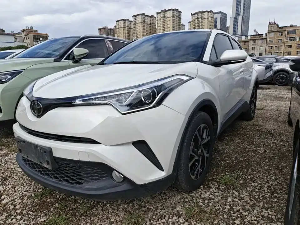Toyota C-HR Model 2.0L Leading 2021