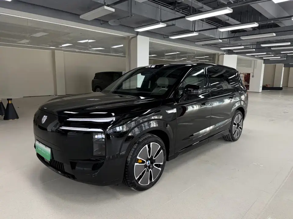 Denza N8L Standard 2025