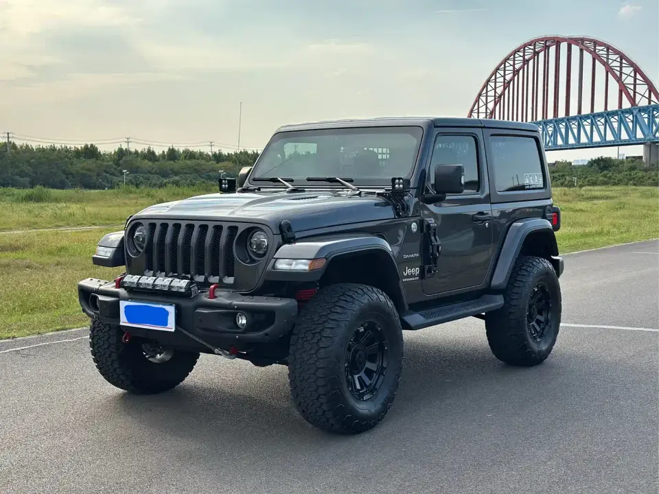 Jeep Wrangler 2.0T Sahara Two-Door 2023