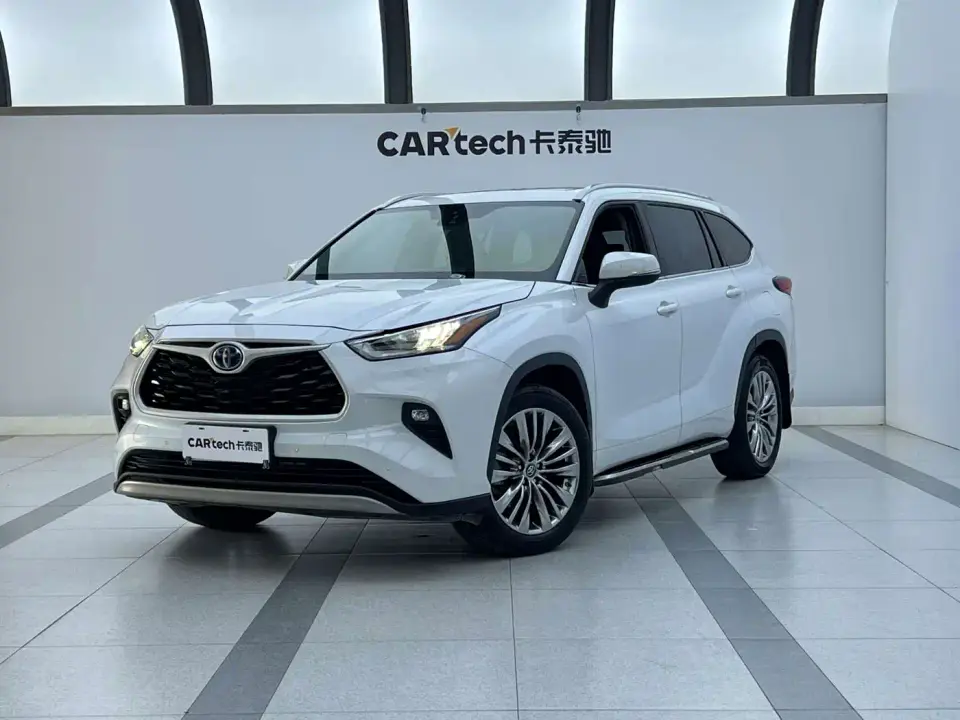 Toyota Highlander 2.5L Smart Hybrid Dual Engine AWD Luxury 7-Seater 2023