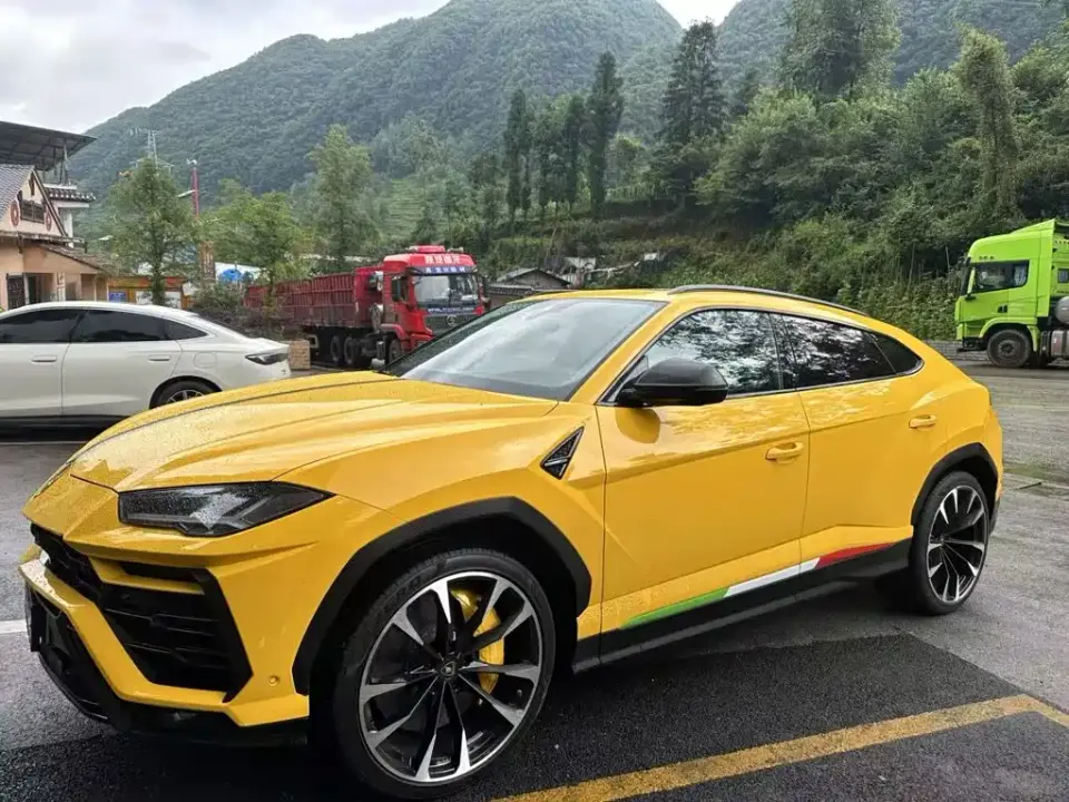 Lamborghini Urus 4.0T V8 2019