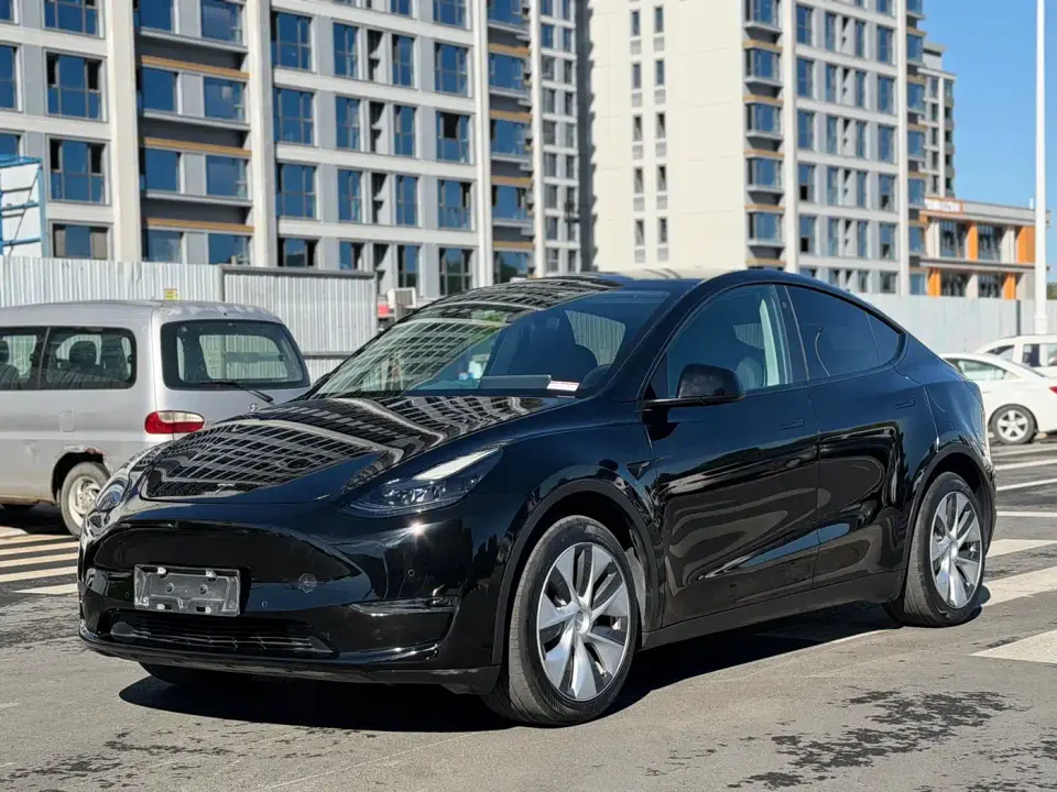 Tesla Model Y Facelift Long Range All-Wheel Drive Version 2023