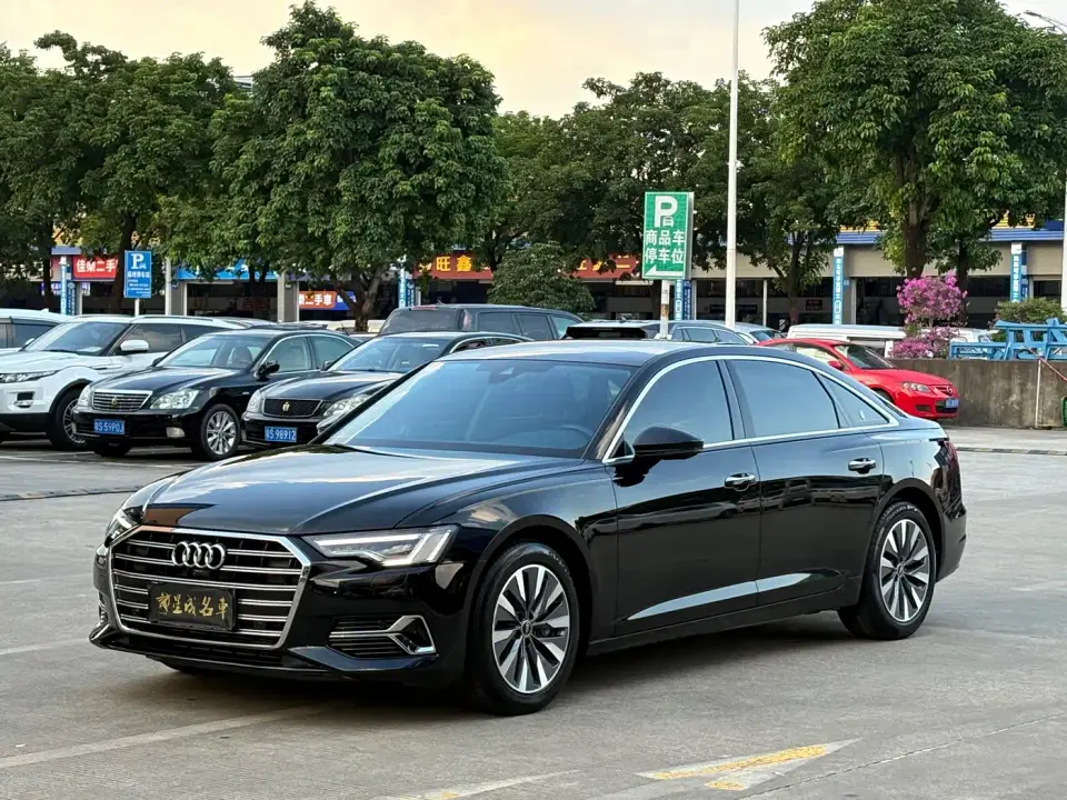 Audi A6L Facelift 45 TFSI Premium Elegance 2023