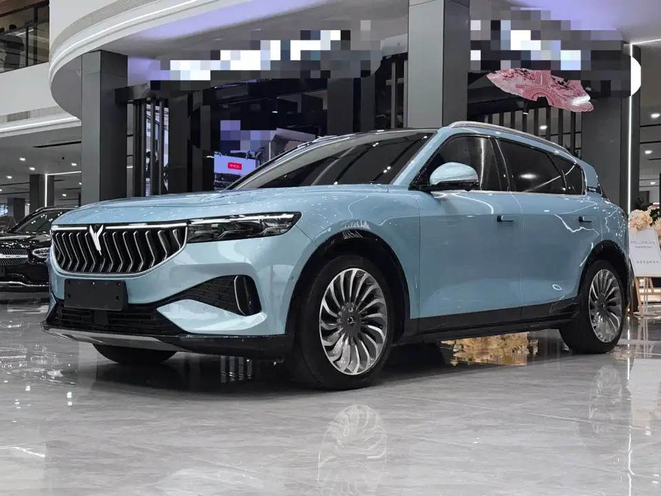 Voyah Auto VOYAH FREE AWD Standard Range Extender Exclusive Luxury Package 2022