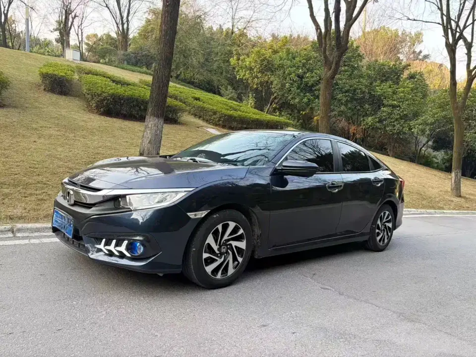 Honda Civic 220TURBO CVT Luxury Edition 2019