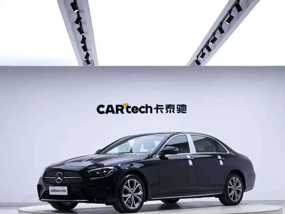 Mercedes-Benz E-Class Model Facelift III E 300 L Sport Fashion 2022