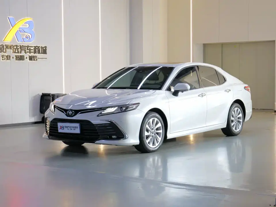 Toyota Camry 2.0G Luxury Edition 2021