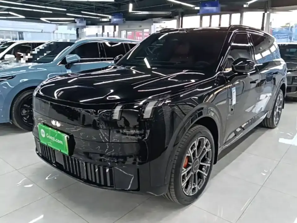 Lynk & Co 900 2.0T Ultra 2025