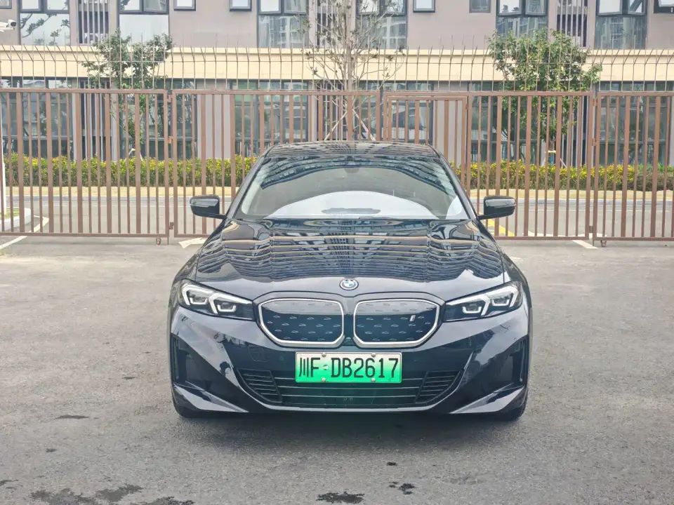 BMW i3 eDrive 40 L Night Sport Package 2024