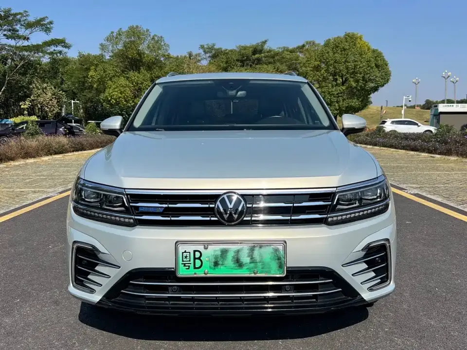 Volkswagen Tiguan L PHEV 430PHEV Plug-in Hybrid Premium 2021