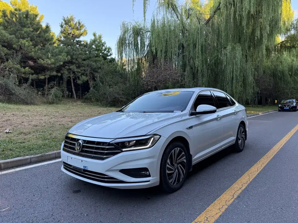 Volkswagen Sagitar 280TSI DSG Surpassing Edition 2022