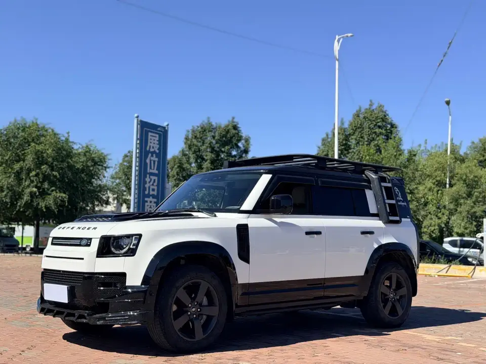 Land Rover Defender Model 110 P400 HSE 2020