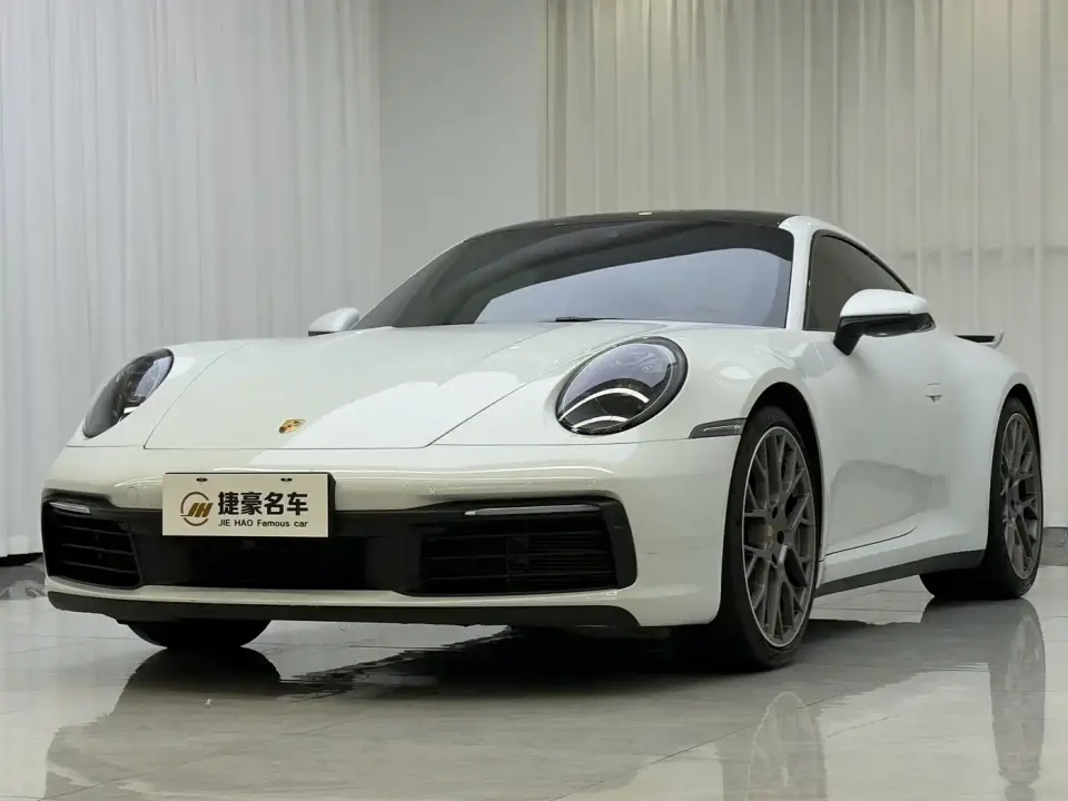 Porsche 911 Carrera 3.0T 2021