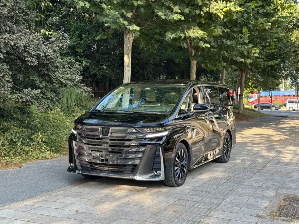 Toyota Vellfire Crown Hybrid 2.5L Executive Premium Edition 2024