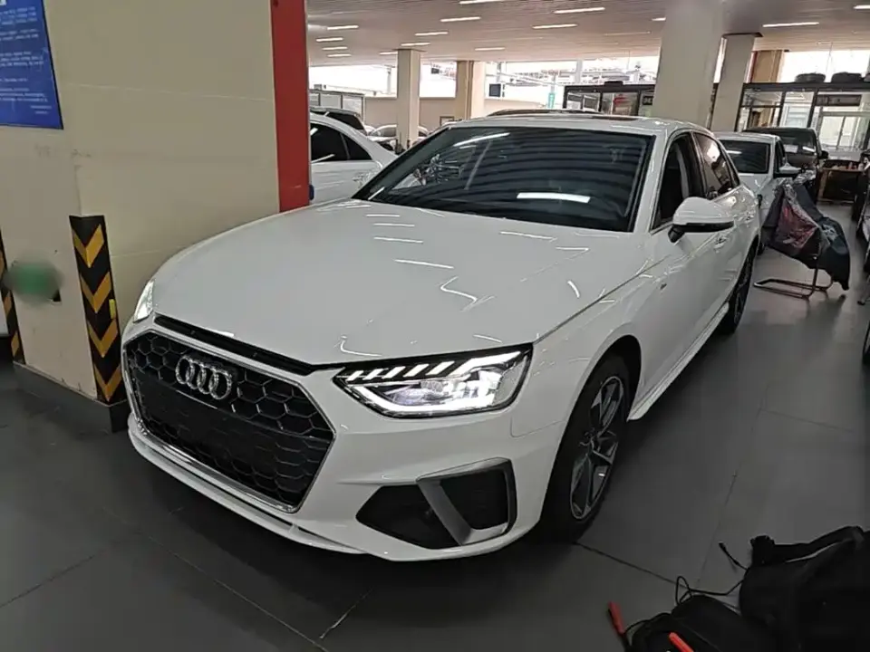 Audi A4L 40 TFSI Fashion Dynamic Edition 2021