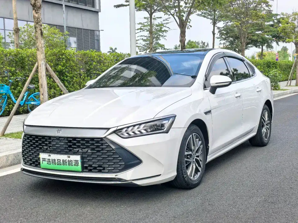 BYD Qin PLUS DM-i 55KM Flagship 2022