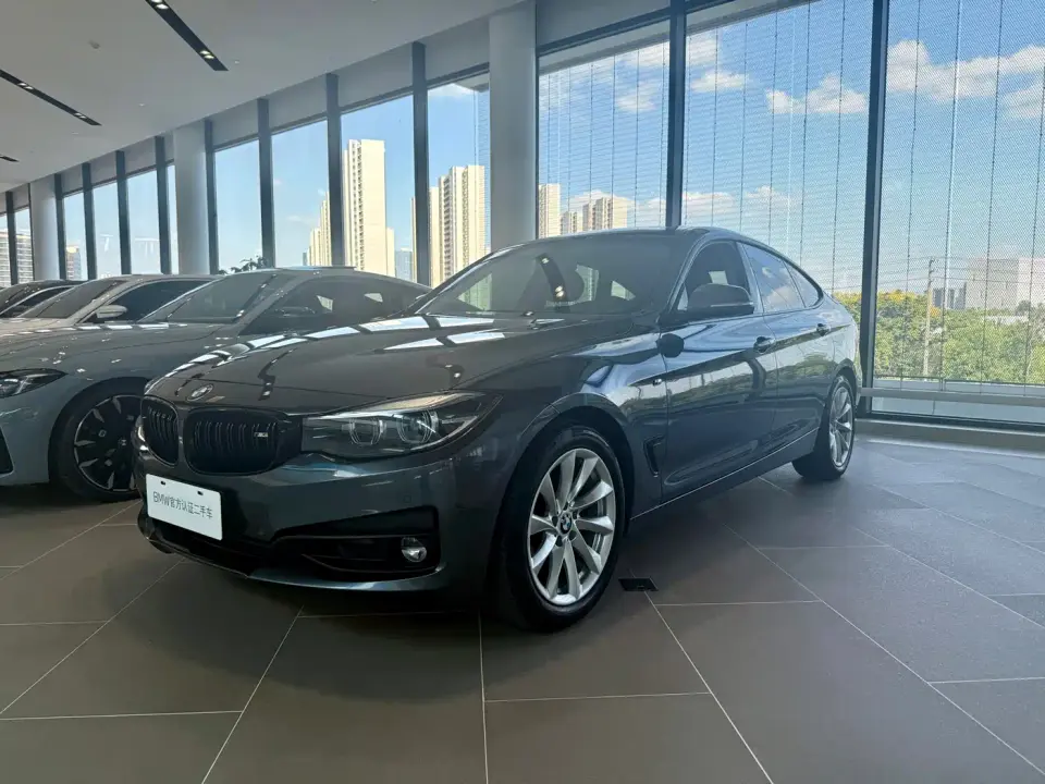 BMW 3 Series GT 320i Fashion Model 2019
