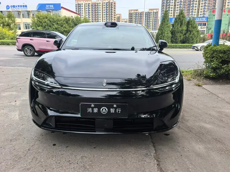 Zhijie Luxeed R7 Range Extender Ultra 2025