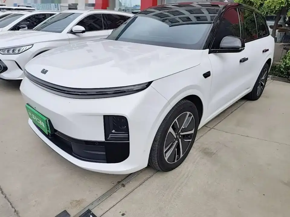 Li Auto L6 Pro 2025