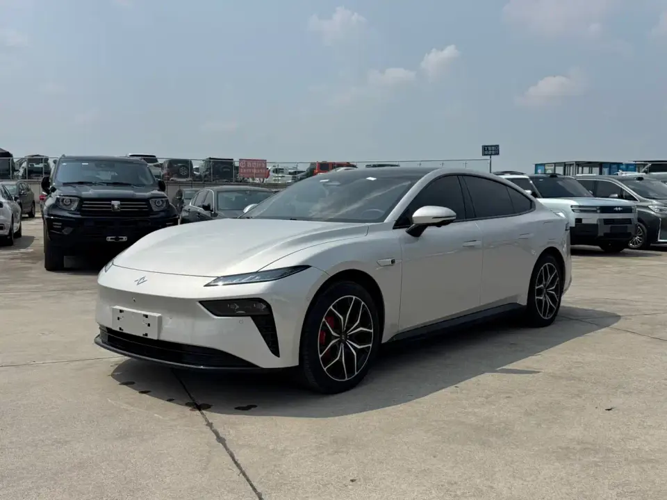 Dongfeng Yipai eπ007 Model BEV 565 4WD Max Navigation Edition 2025