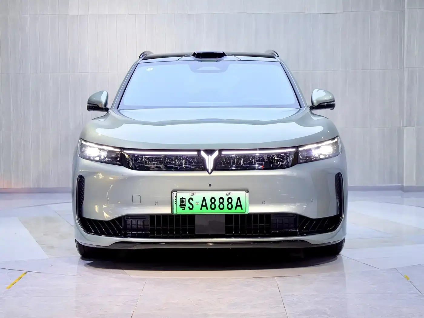 Voyah Auto VOYAH FREE FREE+ 4WD Qiankun Edition 2025 — фото 2