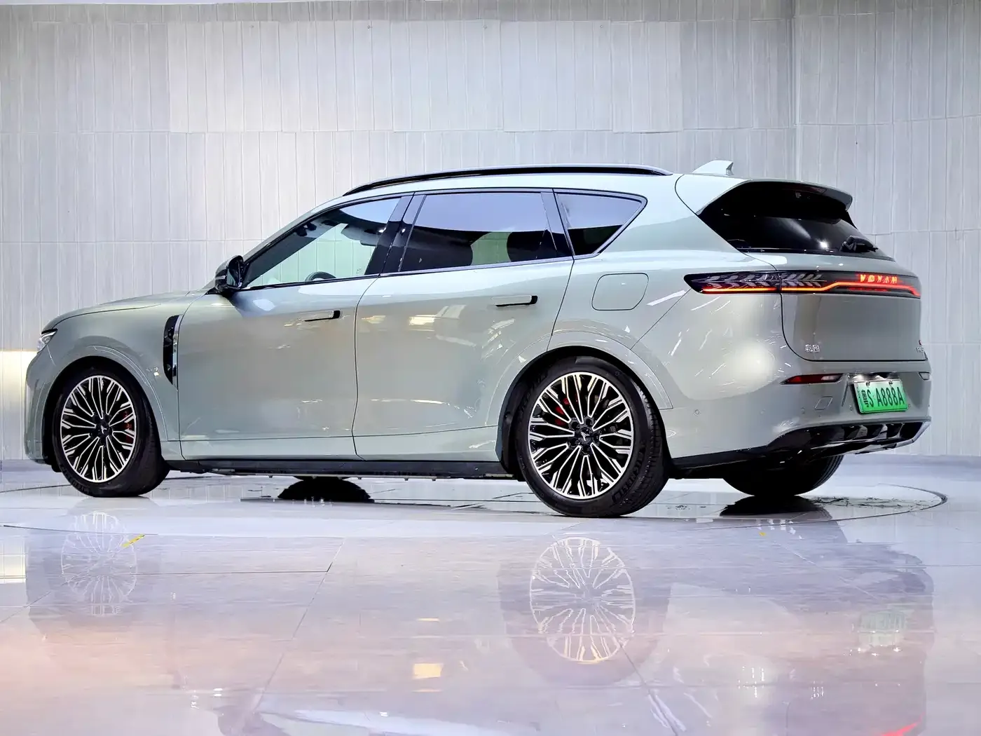 Voyah Auto VOYAH FREE FREE+ 4WD Qiankun Edition 2025 — фото 5