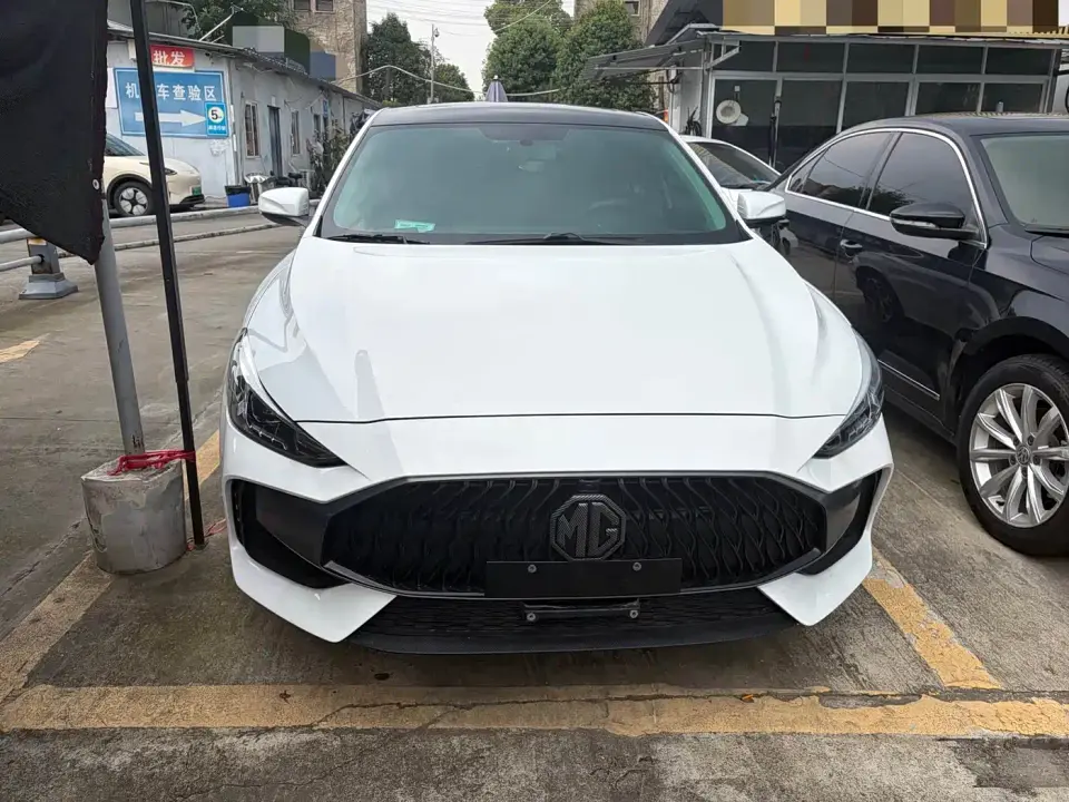 MG MG5 180DVVT CVT Youth Luxury Edition 2022