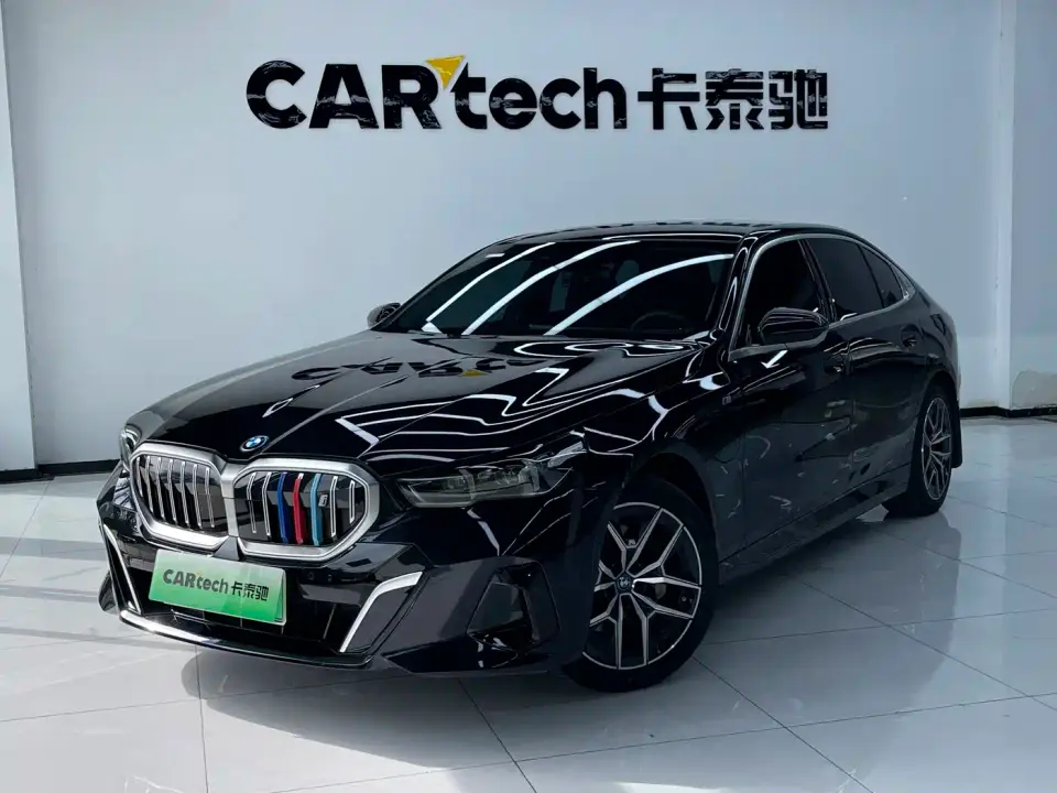 BMW i5 eDrive 35L M Sport Package 2025