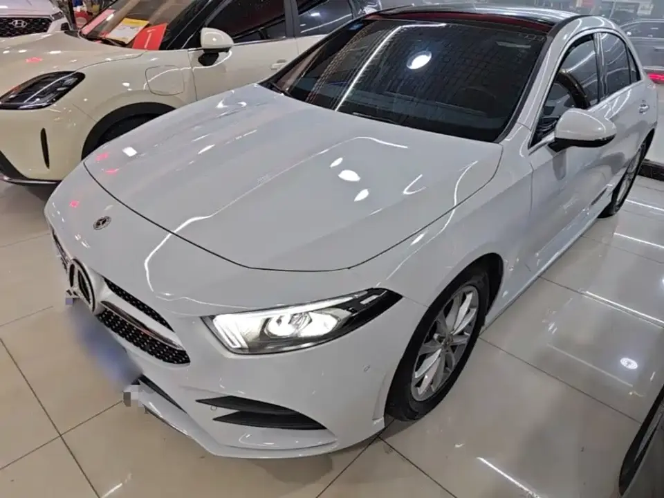 Mercedes-Benz A-Class A 200 L Sport Sedan Fashion Edition 2022
