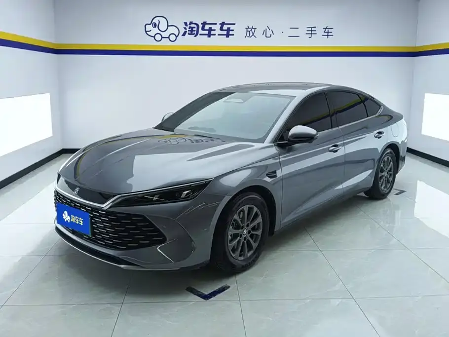 BYD Qin L DM-i Smart Drive Edition 80KM Leading 2025