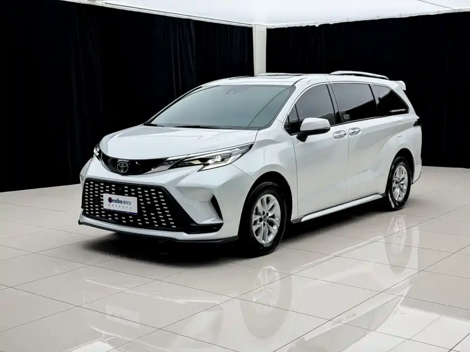 Toyota Granvia Model 2.5L Hybrid Comfort Edition 2026