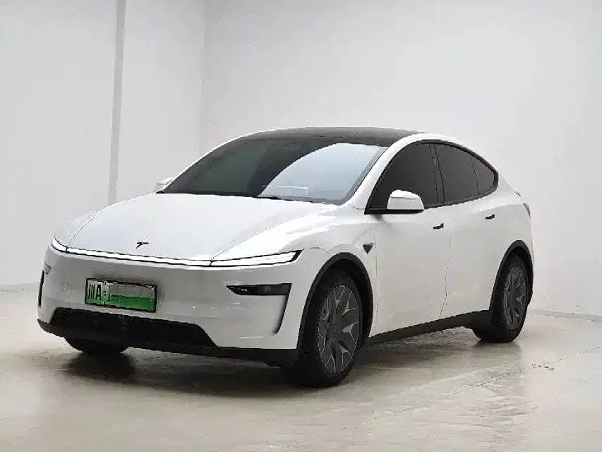 Tesla Model Y L Facelift Long Range AWD 2026
