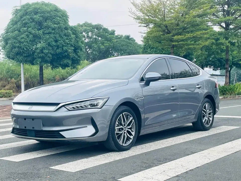 BYD Qin PLUS EV 400KM Luxury Model 2022
