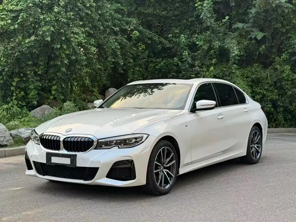 BMW 3 Series 325Li M Sport Package 2022