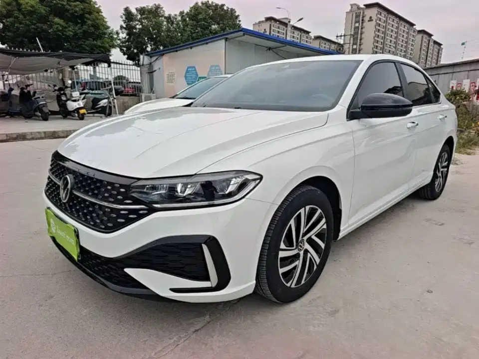 Volkswagen Lavida Model 300TSI DSG Starlight Full Comfort Edition 2025