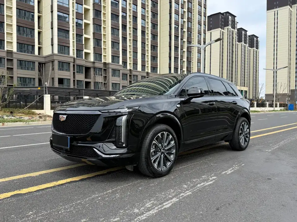 Cadillac XT5 2.0T Luxury 2025