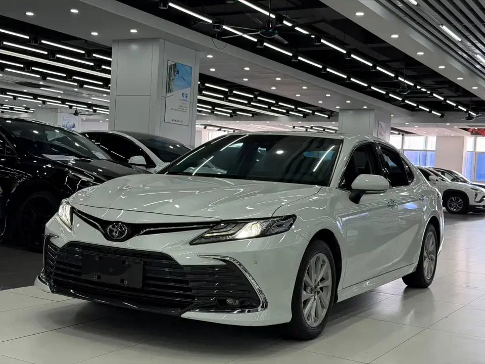 Toyota Camry 2.0G Luxury Edition 2021